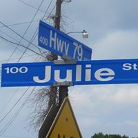 Julie Robison Photo 30