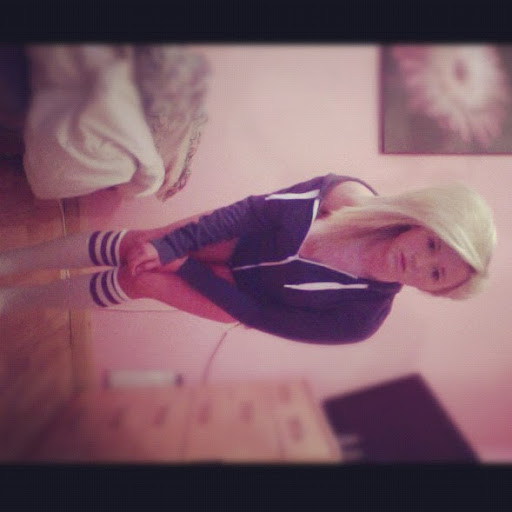 Samantha Burton Photo 42