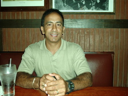 Roberto Hernandez Photo 35 Roberto Hernandez Photo 35