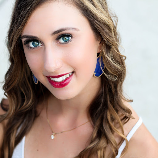 Leah Wright Photo 20