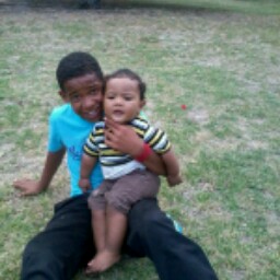 Tyrone Oliver Photo 23