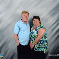 Sandy Devine Photo 11
