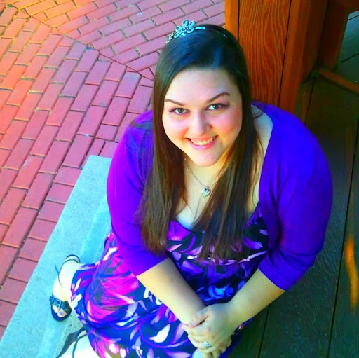 Alyssa Roberts Photo 9