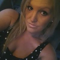 Julie Calandro Photo 8