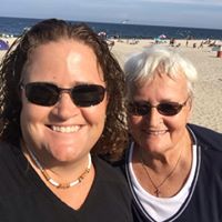 Stefanie Myers Photo 17