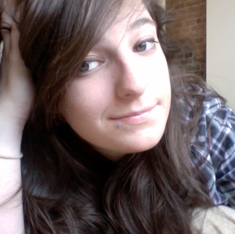 Emily Sullivan Photo 17