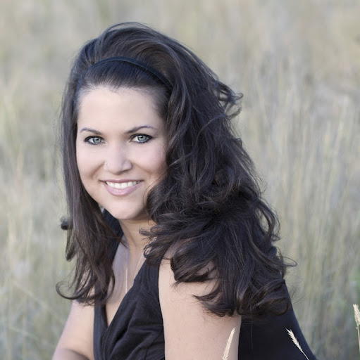 Brianne Adams Photo 5