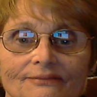 Tammy Roberts Photo 17