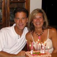 Holly Robbins Photo 31