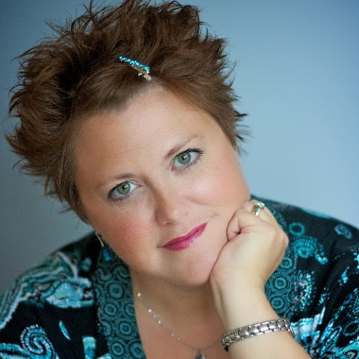 Robin Schroeder Photo 19