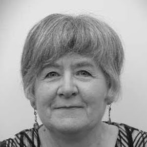 Jennifer Bradley Photo 36