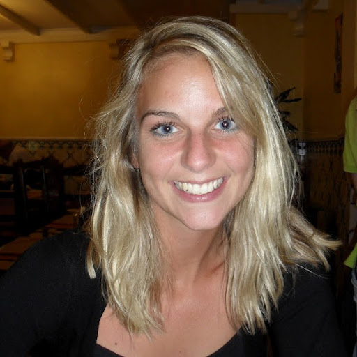 Katie Whelan Photo 19