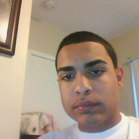 Frankie Matos Photo 9