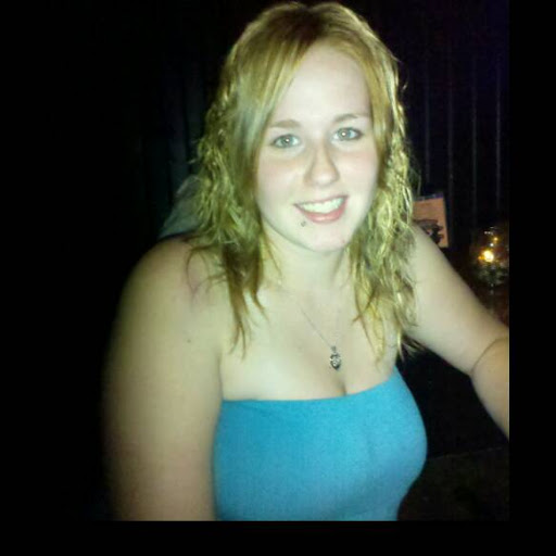 Laura Dotson Photo 9