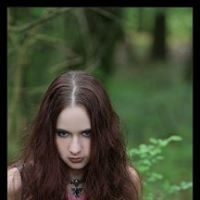 Mary Simons Photo 30