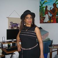 Sandra March Photo 8