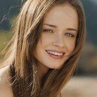 Claire Duquesne Photo 3
