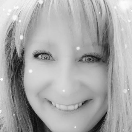 Joanna Forbes Photo 23