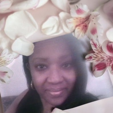 Katrina Sanders Photo 16