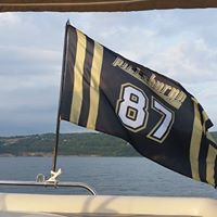 Christina Nichols Photo 36