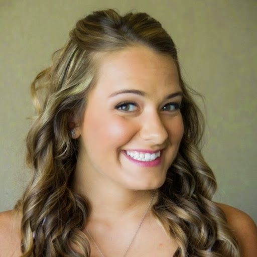 Cassandra Smith Photo 12