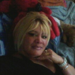 Luz Gomez Photo 13