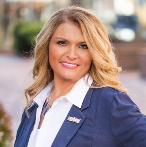 Pamela Price Photo 43