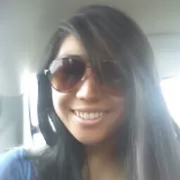 Julie Medina Photo 9