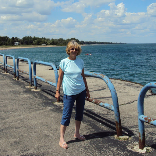 Debra Caudill Photo 15