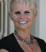 Lisa Adams Photo 5