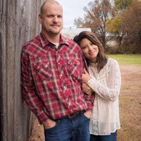 Julia Hutchinson Photo 12