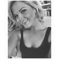 Julia Jennings Photo 37