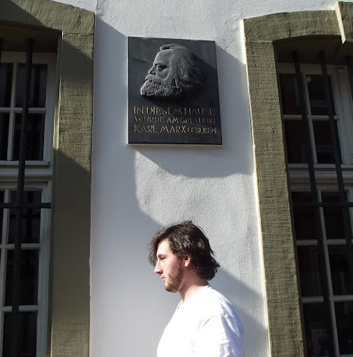 Nicholas Baxter Photo 37
