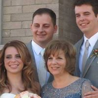 Joyce Lyons Photo 27