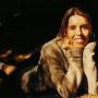 Laura Sullivan Photo 6