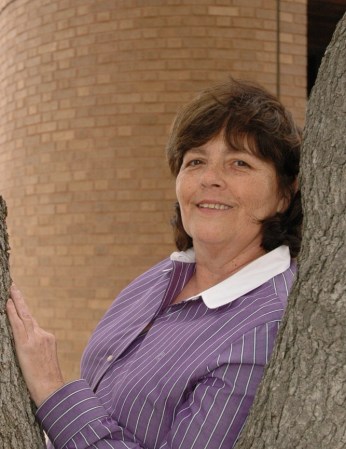 Diane Dyer Photo 13