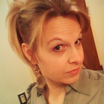 Robyn Atkins Photo 7