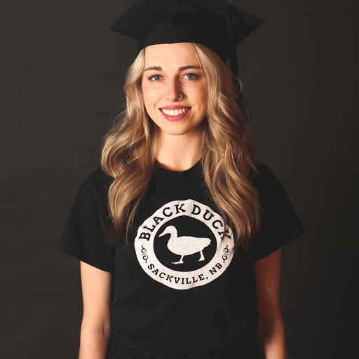 Christina Landry Photo 33