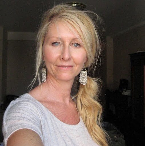 Alicia Chambers Photo 15