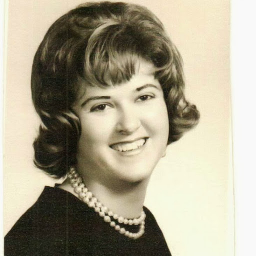 Shirley Richards Photo 6