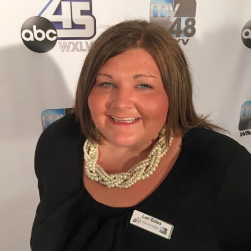 Lori Bates Photo 12