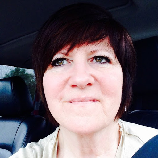 Deanne Myers Photo 19