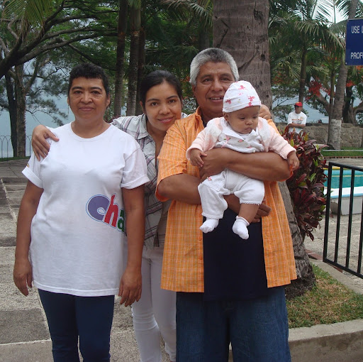 Julia Pineda Photo 26
