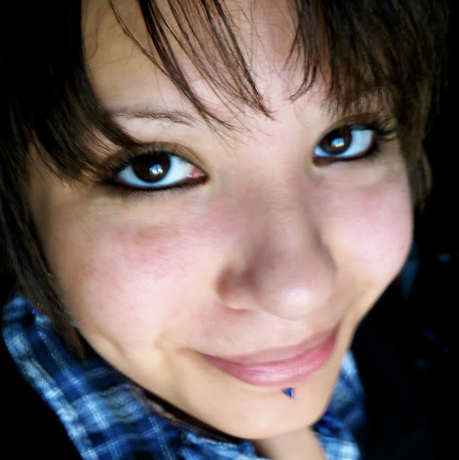 Shantel Harris Photo 7