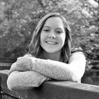 Julie Mcintosh Photo 5