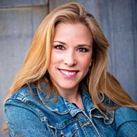 Amanda Carr Photo 44