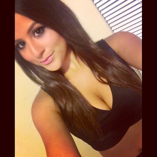 Jennifer Ibarra Photo 13