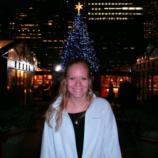 Victoria Peters Photo 34