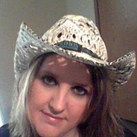 Christie Williams Photo 27