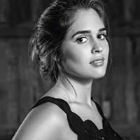 Paula Barclay Photo 10